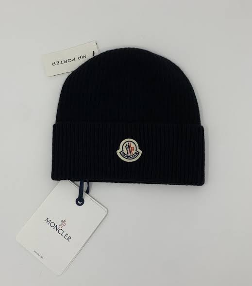 Moncler beanie BLACK